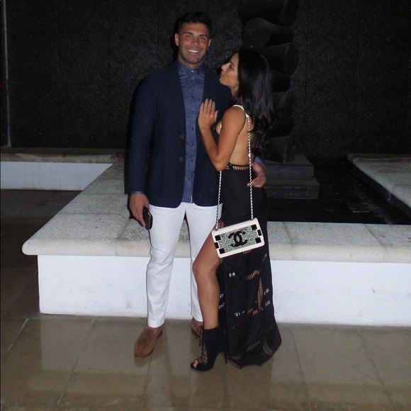 Meet your Posher, Carissa - Picture 5 of 8